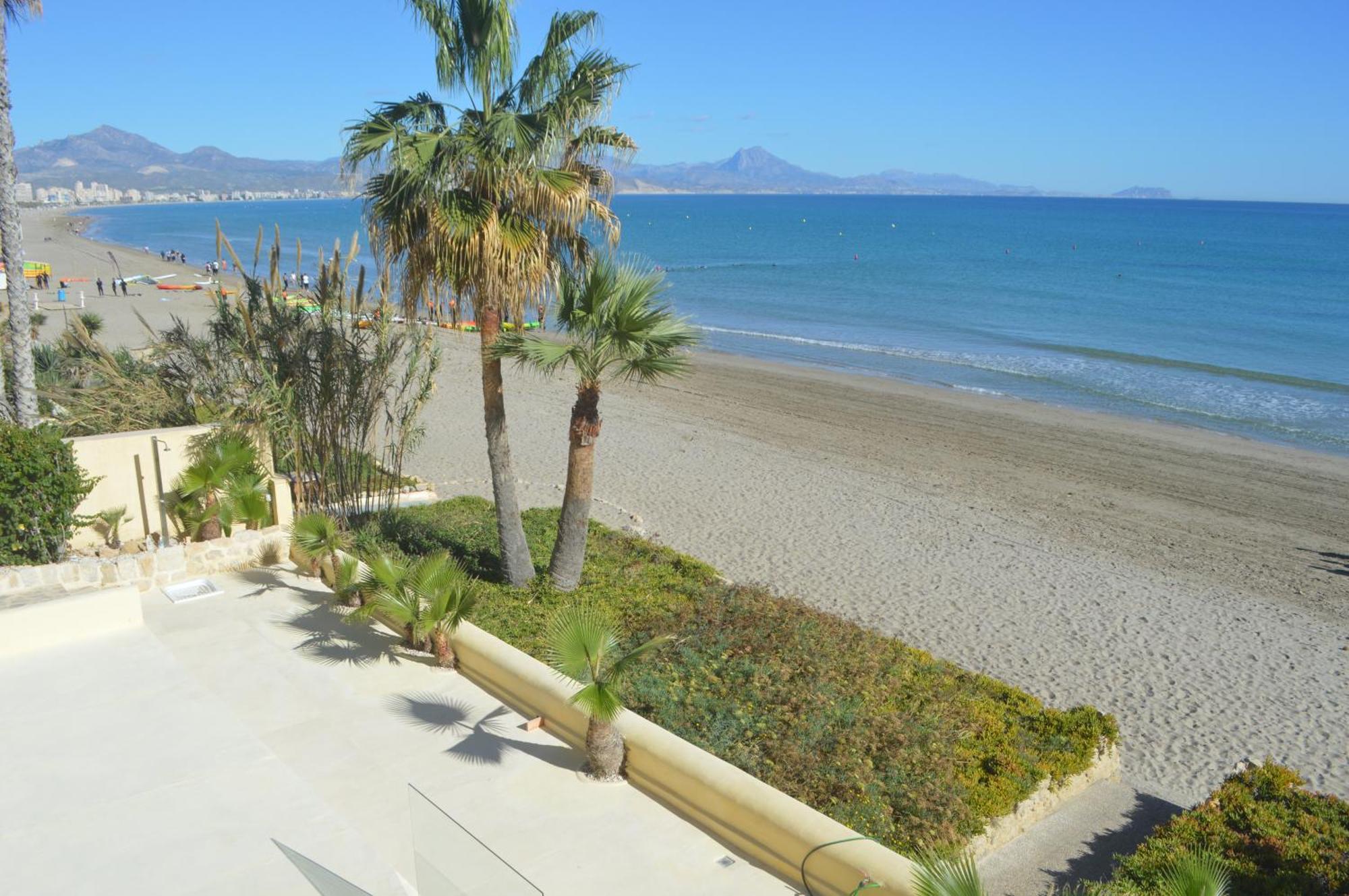 Excepcional Apartamento Loft A Pie De Playa En Chalet Roquetes Alicante Exterior photo